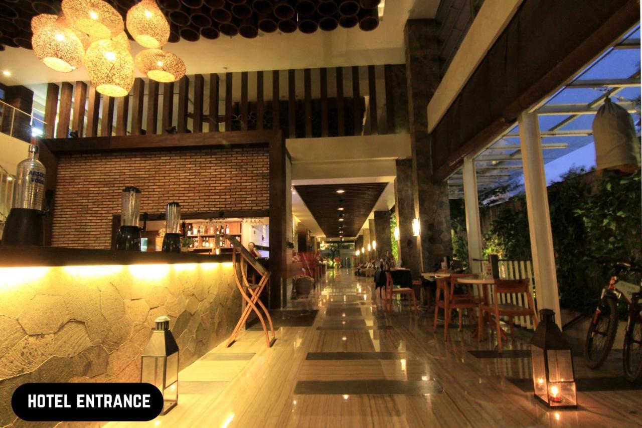 Grand Ixora Kuta Resort Dış mekan fotoğraf